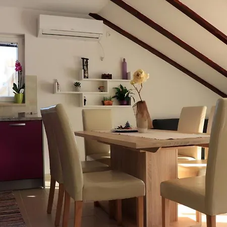 Apartman Clementina Sunrise *