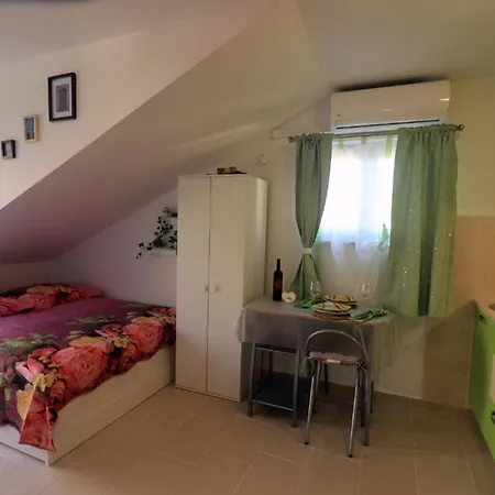 Clementina Sunrise Orebic