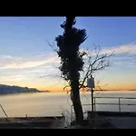 Clementina Sunrise شقة